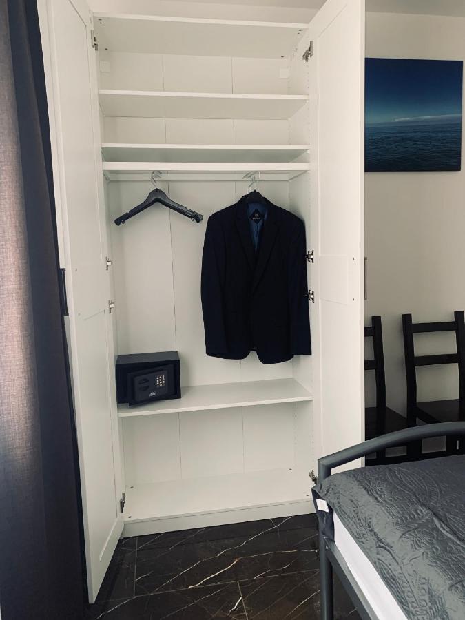 Ferienwohnung-ไวน์ชตัดท์ ภายนอก รูปภาพ